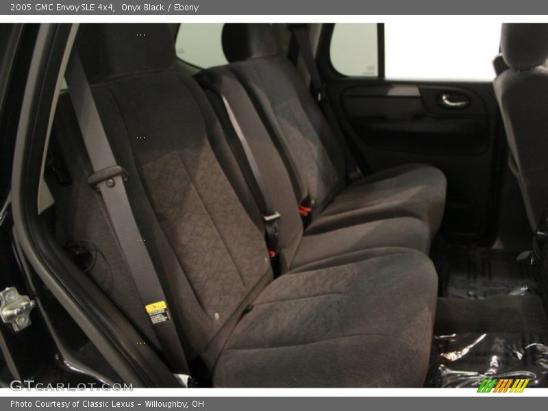 Onyx Black / Ebony 2005 GMC Envoy SLE 4x4
