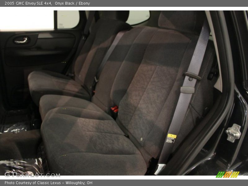 Onyx Black / Ebony 2005 GMC Envoy SLE 4x4