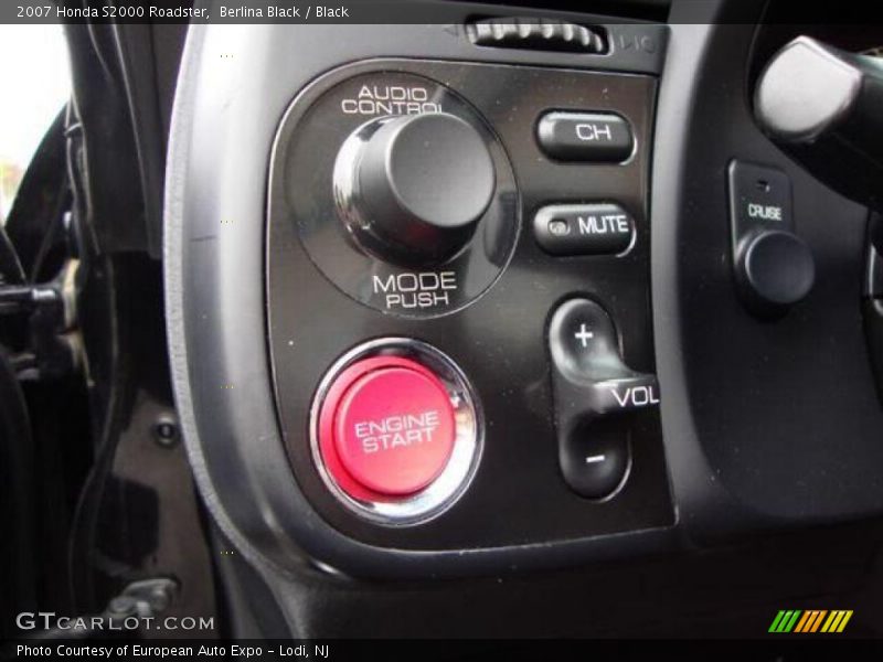 Controls of 2007 S2000 Roadster