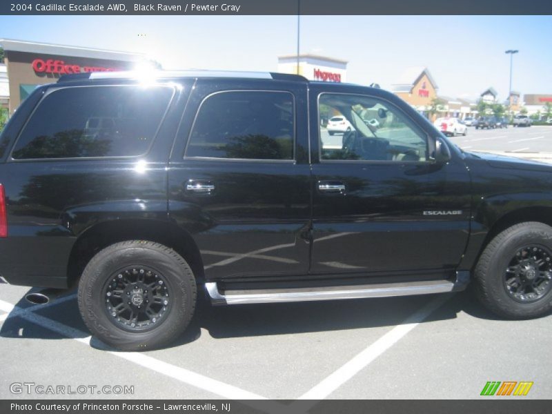 Black Raven / Pewter Gray 2004 Cadillac Escalade AWD