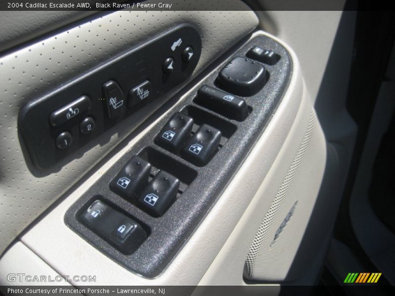 Black Raven / Pewter Gray 2004 Cadillac Escalade AWD