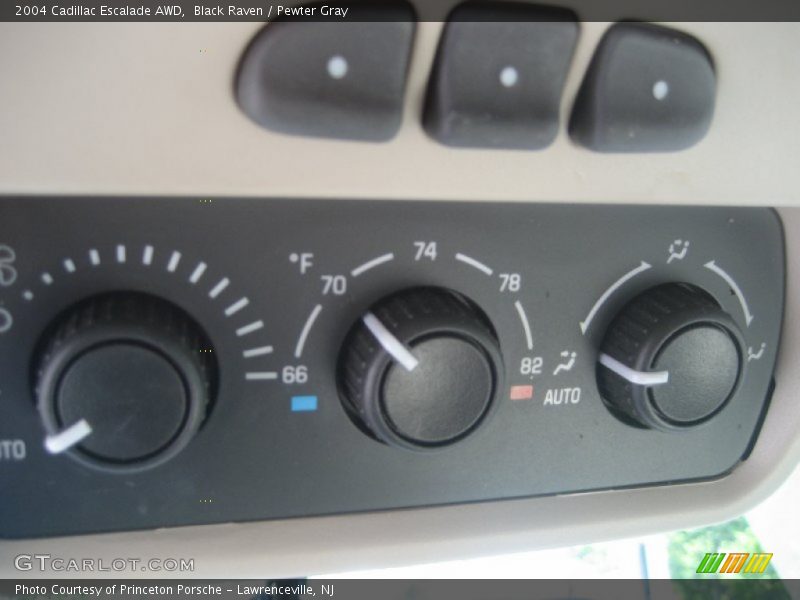 Black Raven / Pewter Gray 2004 Cadillac Escalade AWD