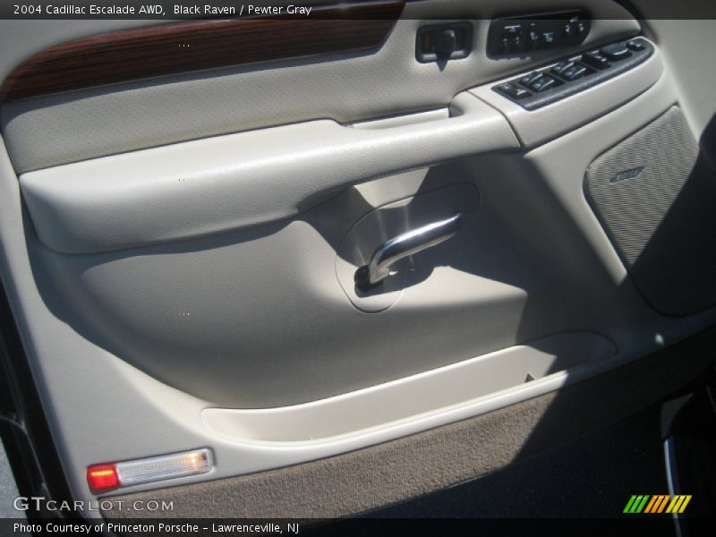 Black Raven / Pewter Gray 2004 Cadillac Escalade AWD