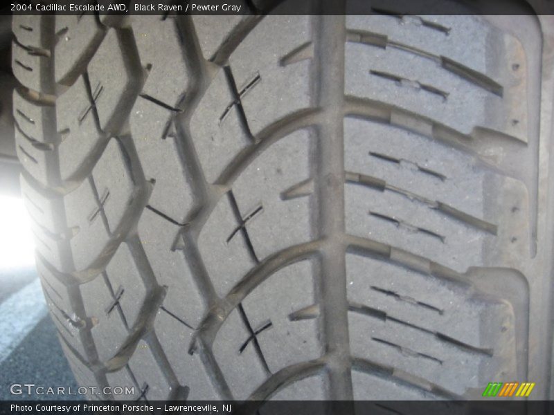 Black Raven / Pewter Gray 2004 Cadillac Escalade AWD