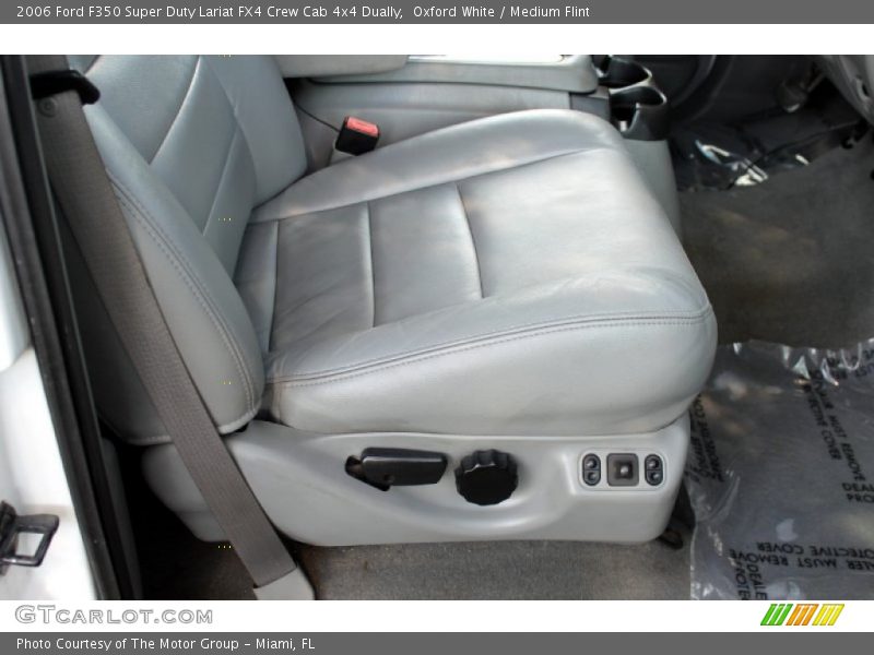 Oxford White / Medium Flint 2006 Ford F350 Super Duty Lariat FX4 Crew Cab 4x4 Dually