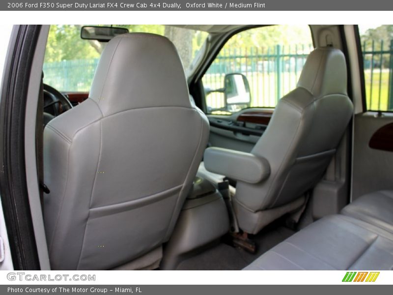 Oxford White / Medium Flint 2006 Ford F350 Super Duty Lariat FX4 Crew Cab 4x4 Dually