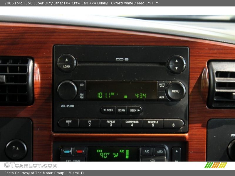 Audio System of 2006 F350 Super Duty Lariat FX4 Crew Cab 4x4 Dually