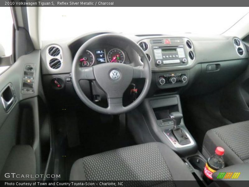 Reflex Silver Metallic / Charcoal 2010 Volkswagen Tiguan S