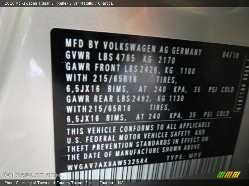 Reflex Silver Metallic / Charcoal 2010 Volkswagen Tiguan S