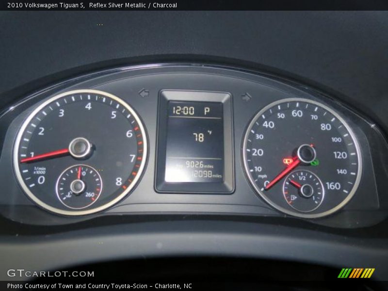 Reflex Silver Metallic / Charcoal 2010 Volkswagen Tiguan S