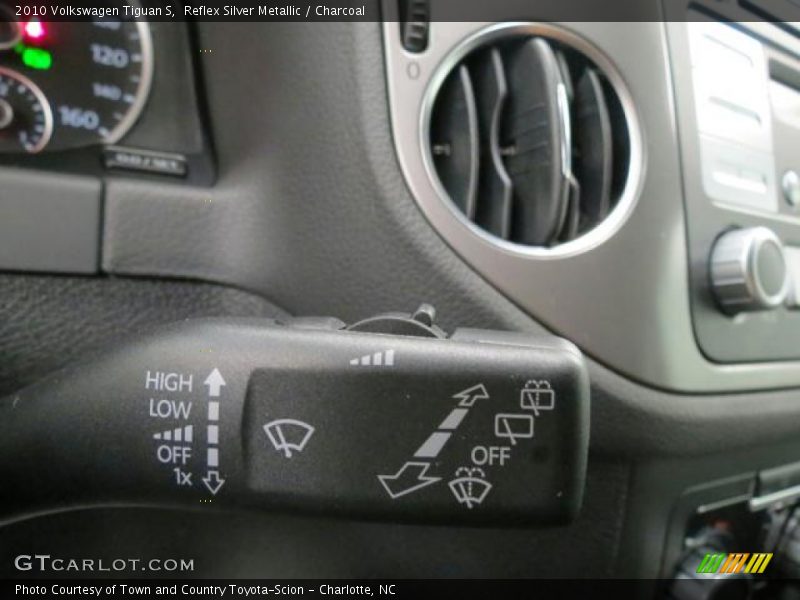 Reflex Silver Metallic / Charcoal 2010 Volkswagen Tiguan S