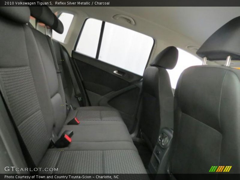 Reflex Silver Metallic / Charcoal 2010 Volkswagen Tiguan S