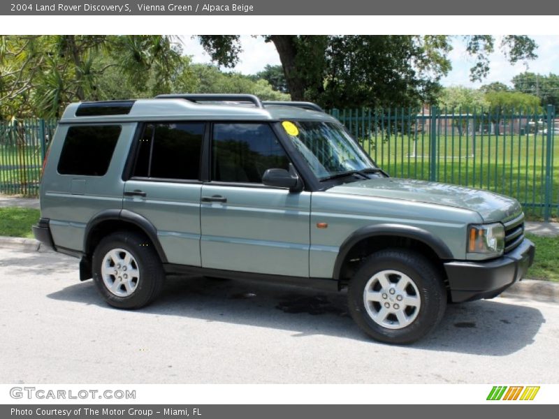 Vienna Green / Alpaca Beige 2004 Land Rover Discovery S