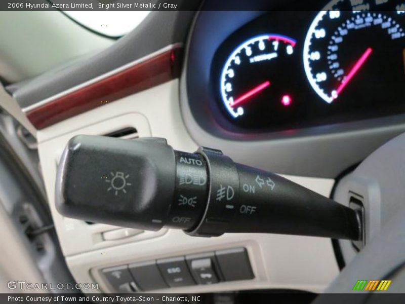 Bright Silver Metallic / Gray 2006 Hyundai Azera Limited
