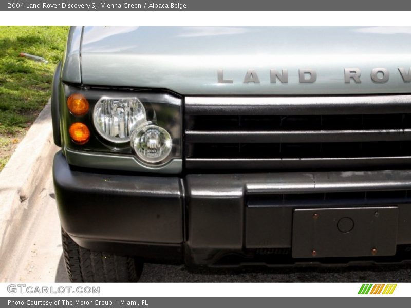 Vienna Green / Alpaca Beige 2004 Land Rover Discovery S