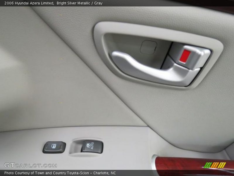 Bright Silver Metallic / Gray 2006 Hyundai Azera Limited