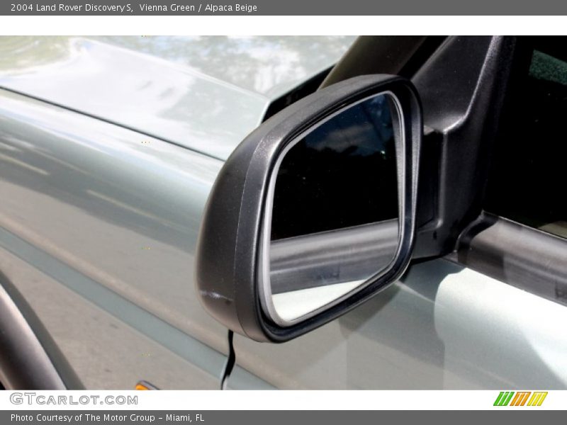 Vienna Green / Alpaca Beige 2004 Land Rover Discovery S