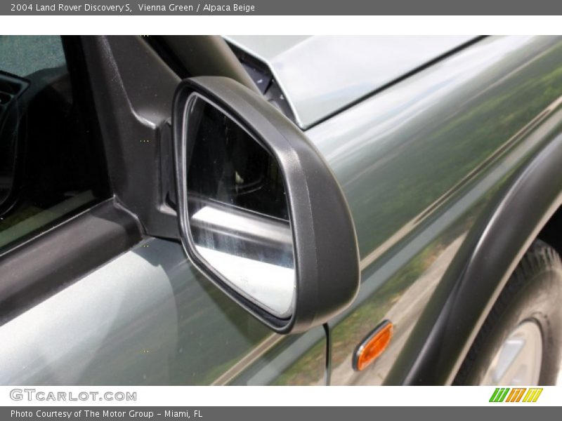 Vienna Green / Alpaca Beige 2004 Land Rover Discovery S
