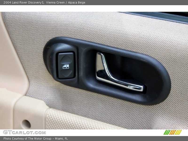 Vienna Green / Alpaca Beige 2004 Land Rover Discovery S