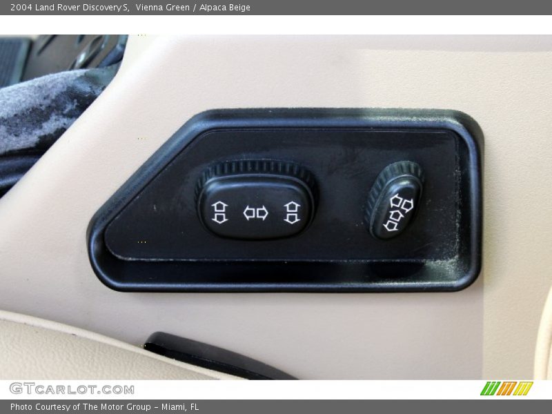 Controls of 2004 Discovery S