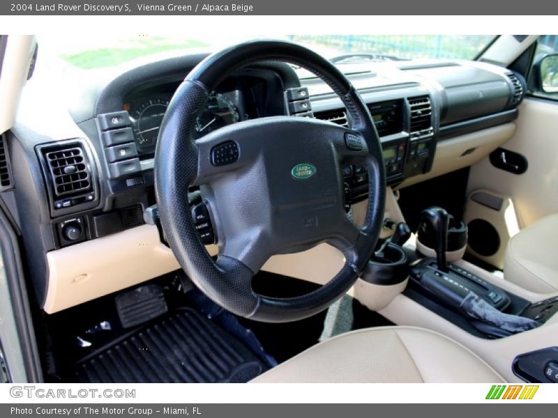  2004 Discovery S Alpaca Beige Interior
