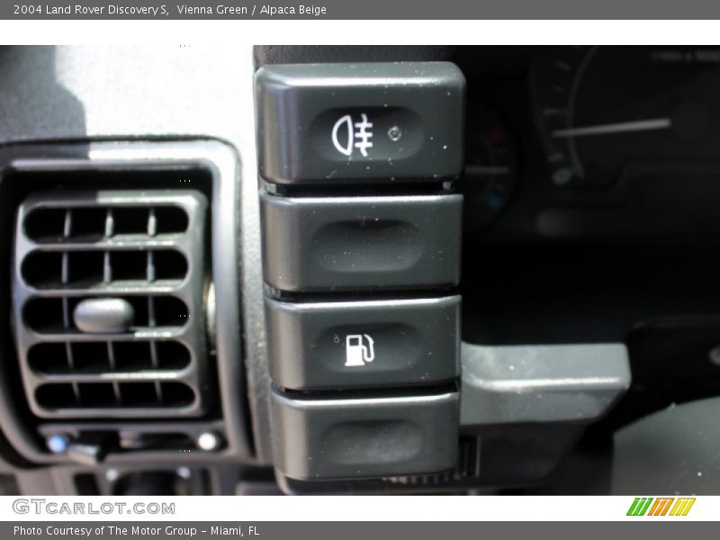 Vienna Green / Alpaca Beige 2004 Land Rover Discovery S