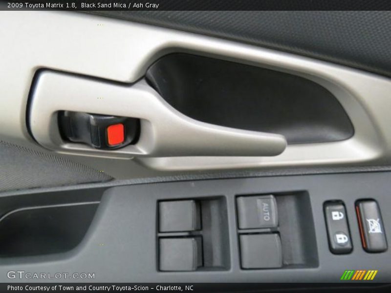 Black Sand Mica / Ash Gray 2009 Toyota Matrix 1.8