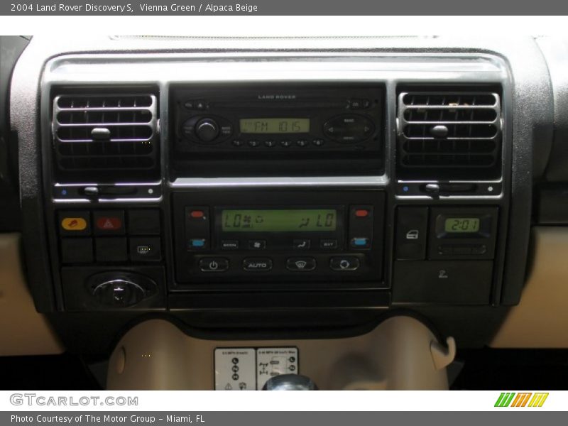 Vienna Green / Alpaca Beige 2004 Land Rover Discovery S
