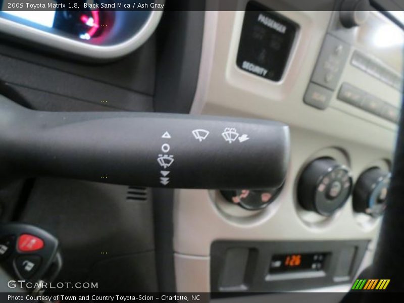 Black Sand Mica / Ash Gray 2009 Toyota Matrix 1.8