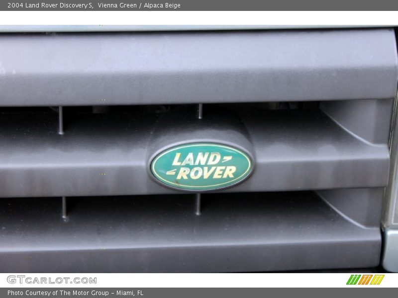 Vienna Green / Alpaca Beige 2004 Land Rover Discovery S