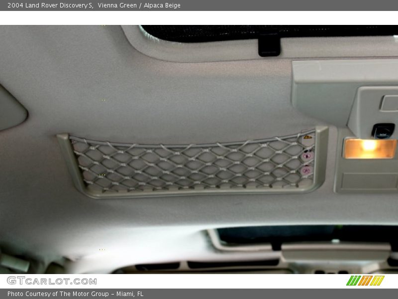 Vienna Green / Alpaca Beige 2004 Land Rover Discovery S