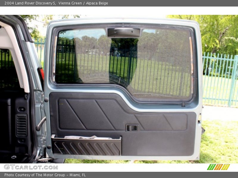 Door Panel of 2004 Discovery S