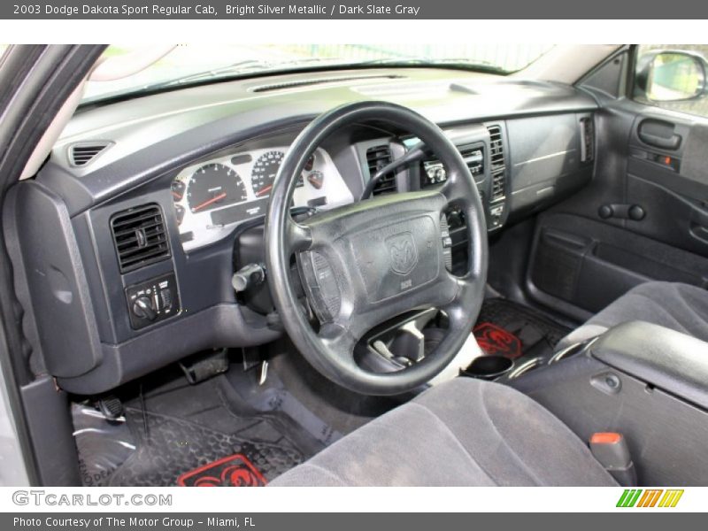 Dashboard of 2003 Dakota Sport Regular Cab