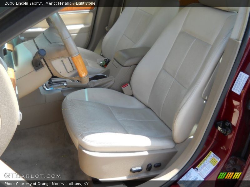 Merlot Metallic / Light Stone 2006 Lincoln Zephyr