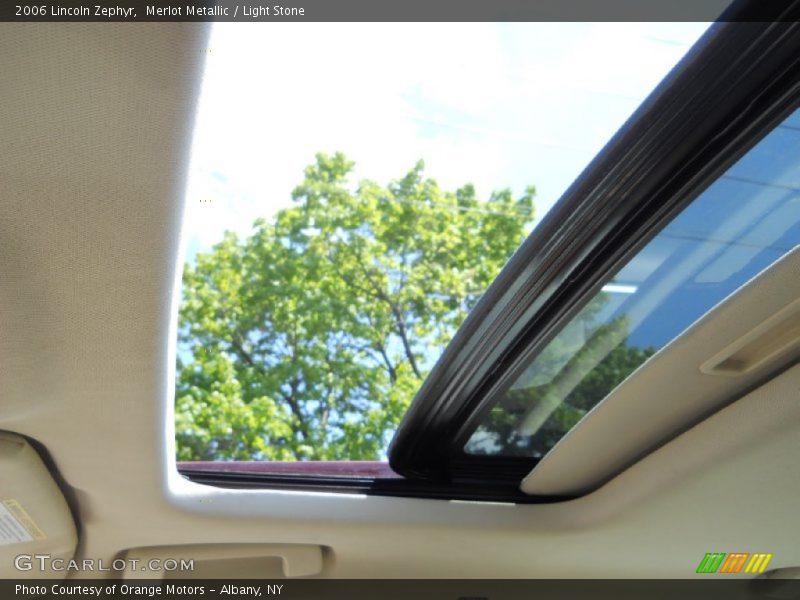 Merlot Metallic / Light Stone 2006 Lincoln Zephyr