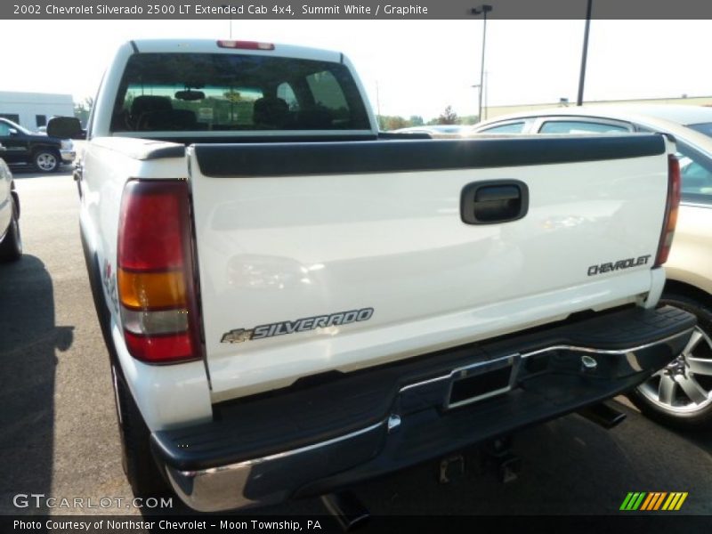 Summit White / Graphite 2002 Chevrolet Silverado 2500 LT Extended Cab 4x4