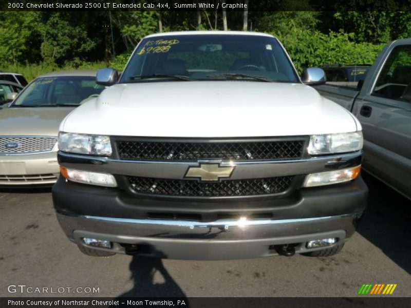 Summit White / Graphite 2002 Chevrolet Silverado 2500 LT Extended Cab 4x4