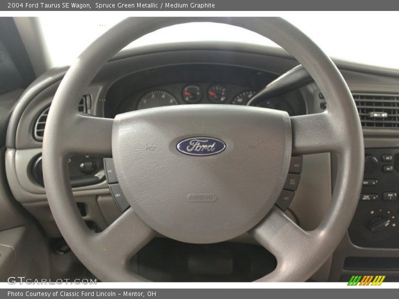Spruce Green Metallic / Medium Graphite 2004 Ford Taurus SE Wagon