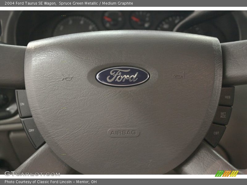 Spruce Green Metallic / Medium Graphite 2004 Ford Taurus SE Wagon
