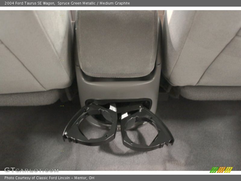 Spruce Green Metallic / Medium Graphite 2004 Ford Taurus SE Wagon
