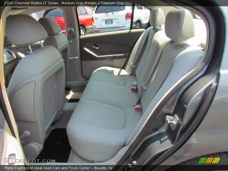 Medium Gray Metallic / Titanium Gray 2006 Chevrolet Malibu LT Sedan