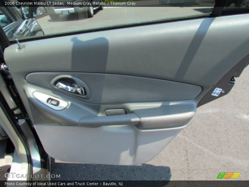 Medium Gray Metallic / Titanium Gray 2006 Chevrolet Malibu LT Sedan