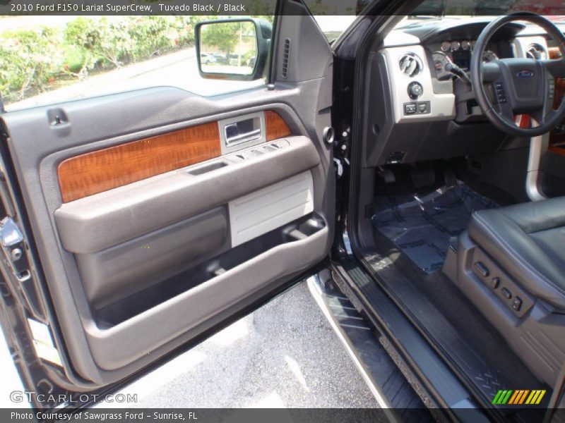 Tuxedo Black / Black 2010 Ford F150 Lariat SuperCrew