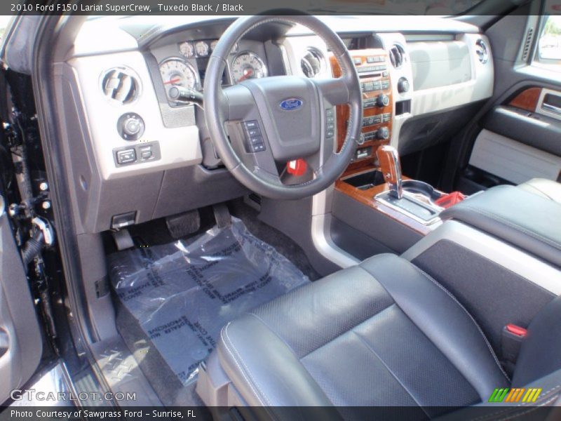 Tuxedo Black / Black 2010 Ford F150 Lariat SuperCrew
