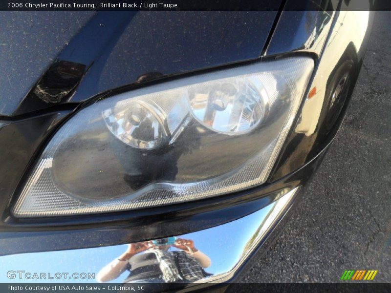 Brilliant Black / Light Taupe 2006 Chrysler Pacifica Touring
