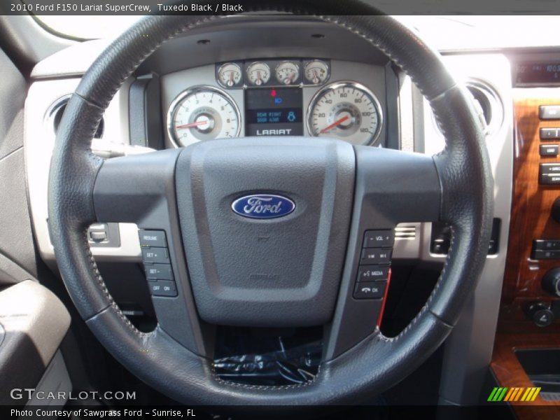 Tuxedo Black / Black 2010 Ford F150 Lariat SuperCrew