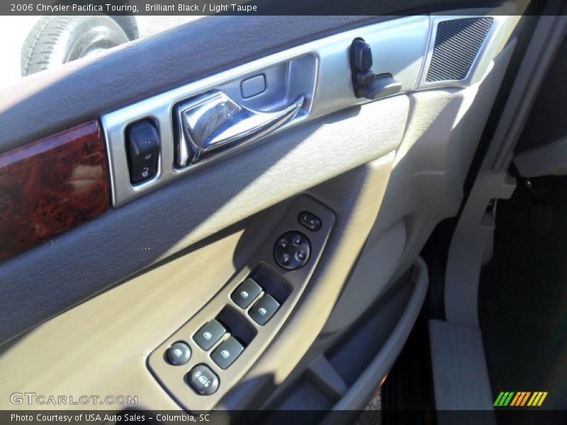 Brilliant Black / Light Taupe 2006 Chrysler Pacifica Touring