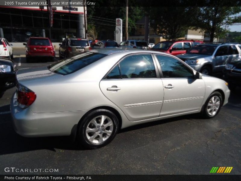Lunar Mist Metallic / Gray 2005 Toyota Camry XLE