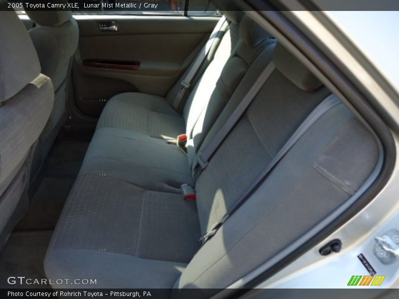 Lunar Mist Metallic / Gray 2005 Toyota Camry XLE