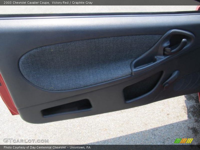Victory Red / Graphite Gray 2003 Chevrolet Cavalier Coupe